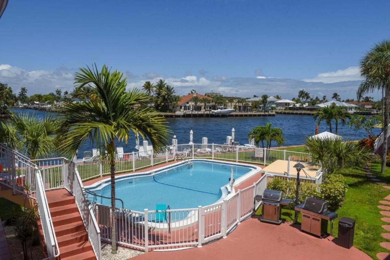 Studio Intracoastal Views! 5 Min Walk To The Beach Villa Pompano Beach Luaran gambar