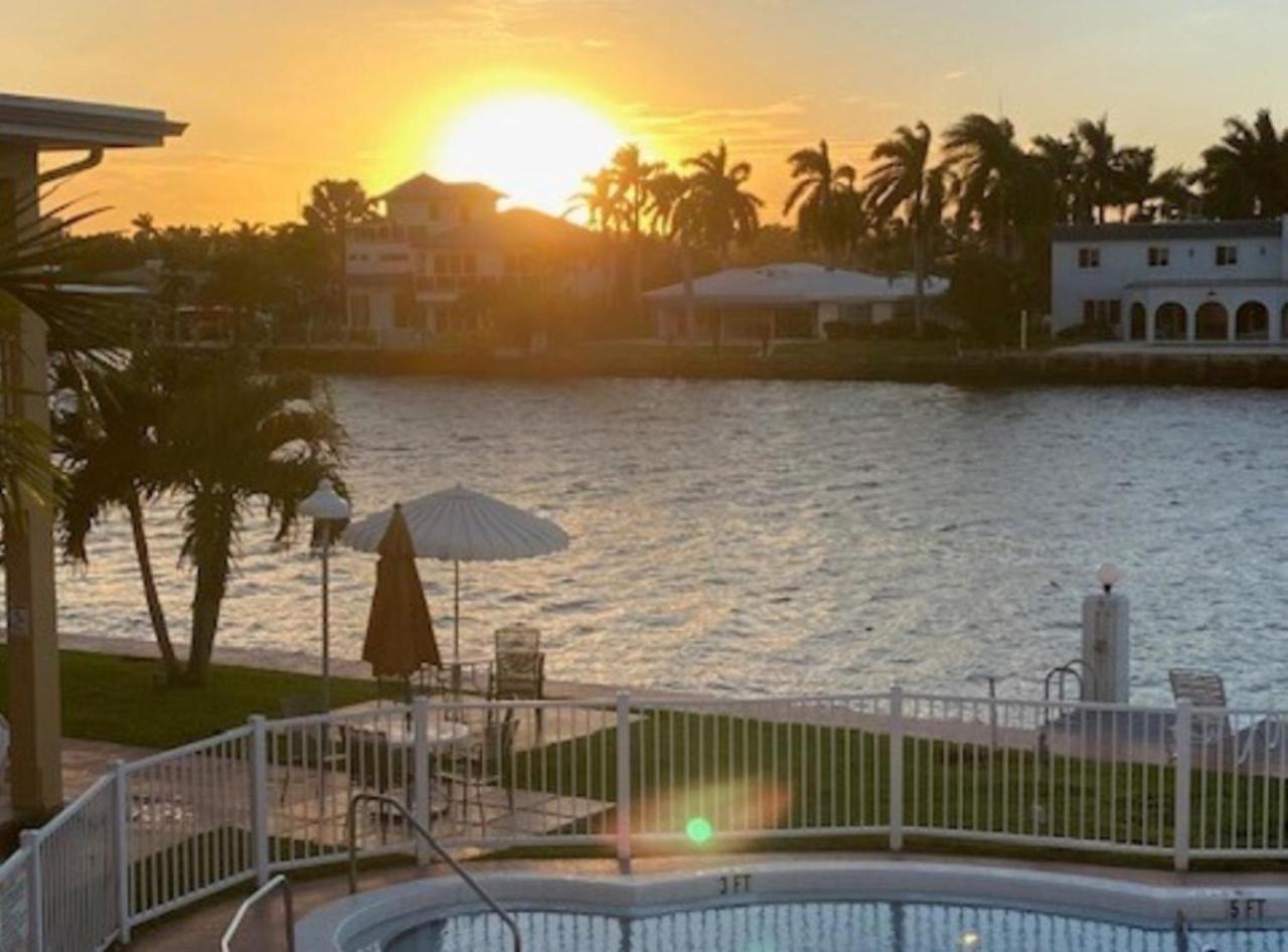 Studio Intracoastal Views! 5 Min Walk To The Beach Villa Pompano Beach Luaran gambar